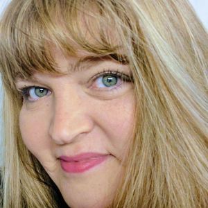 Meet your Posher, Cherie